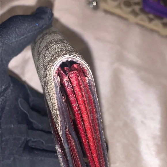 Gucci Tan coated canvas wallet  Signature Monogram Great condition authentic - Picture 5 of 15